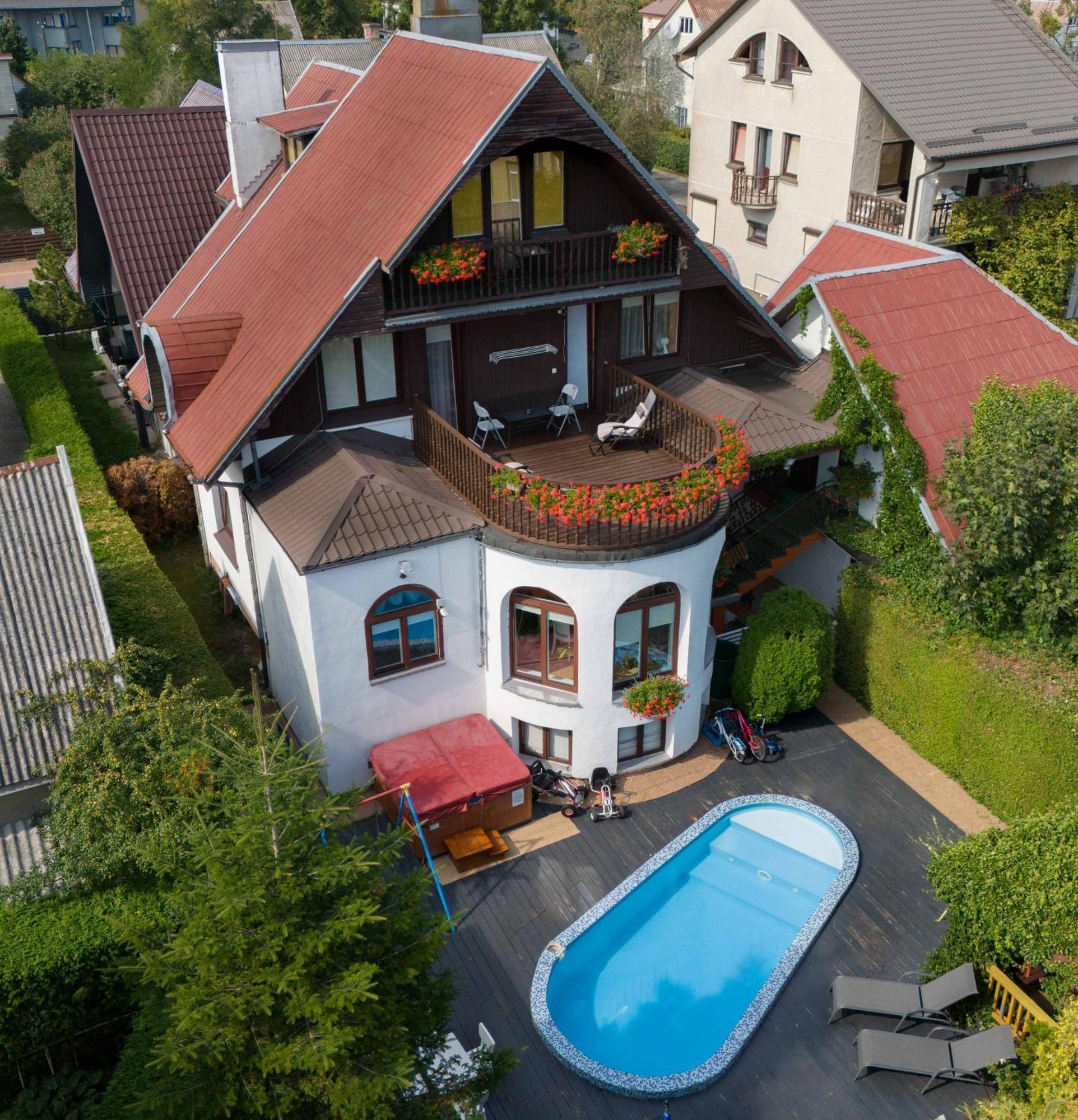 Po Kastonu & Spa Паланга Экстерьер фото