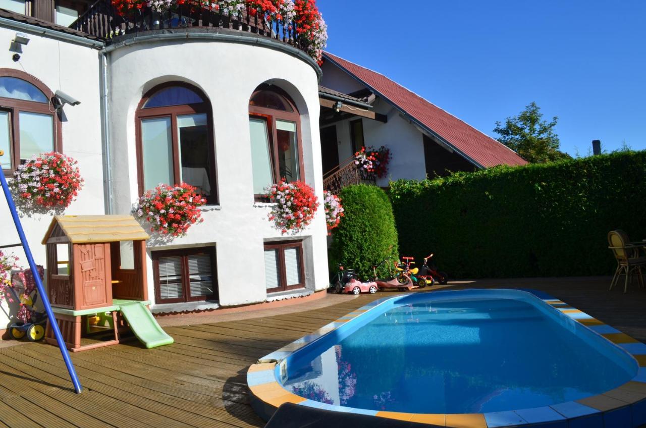 Po Kastonu & Spa Паланга Экстерьер фото